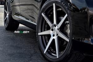 2010 Toyota Venza with 22x9 Vertini Dynasty wheels