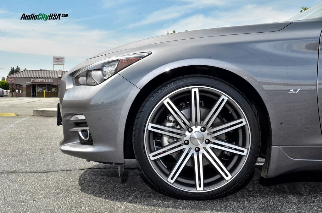 2014 Infiniti Q50 with 20x9 Vossen CV4 wheels