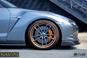 2014 Nissan GT-R with 21x10.5 Savini SV51-C wheels