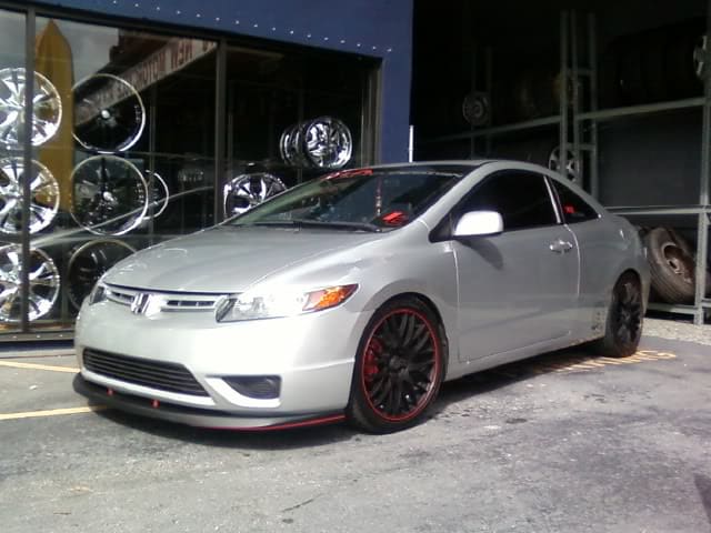 2006 Honda Civic with 18x8 HP Blitz wheels