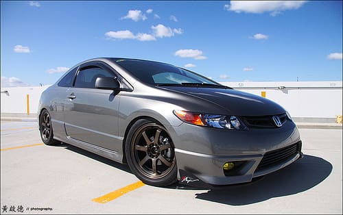 2007 Honda Civic with 17x7 GP GR-3 wheels