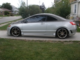 2009 Honda Civic with 19x7.5 Enkei RS7 wheels