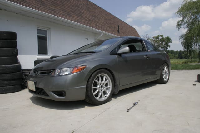 2007 Honda Civic with 17x8 BBS RK wheels