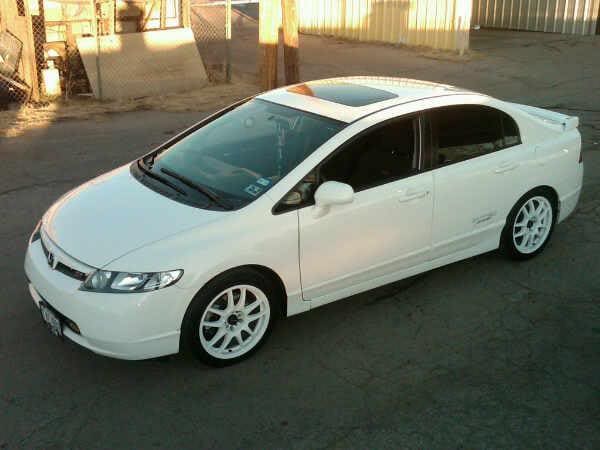 2009 Honda Civic with 17x8 Drag DR-31 wheels
