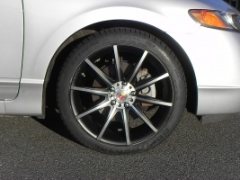 2010 Honda Civic with 18x7.5 Momo Corse Ten-S wheels
