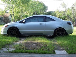 2008 Honda Civic with 18x9 Rota Boost wheels