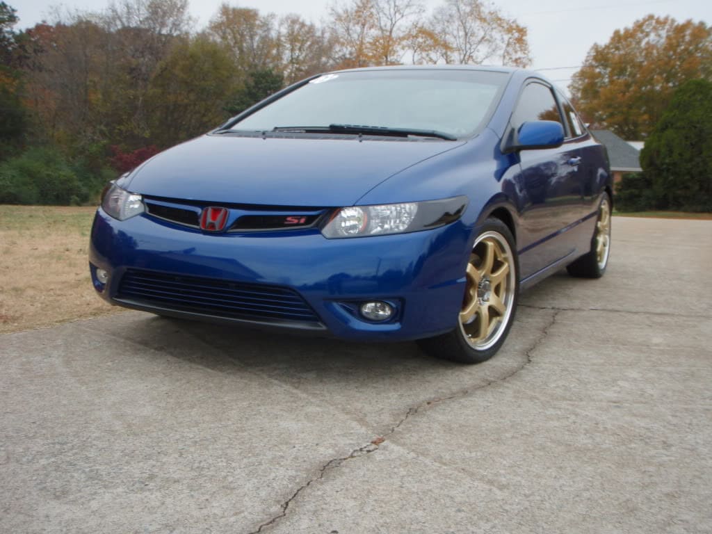 2010 Honda Civic with Raze R74 wheels