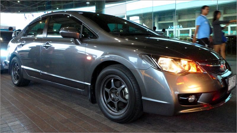 2010 Honda Civic with 15x7 Buddy Club P1 QF Forged wheels