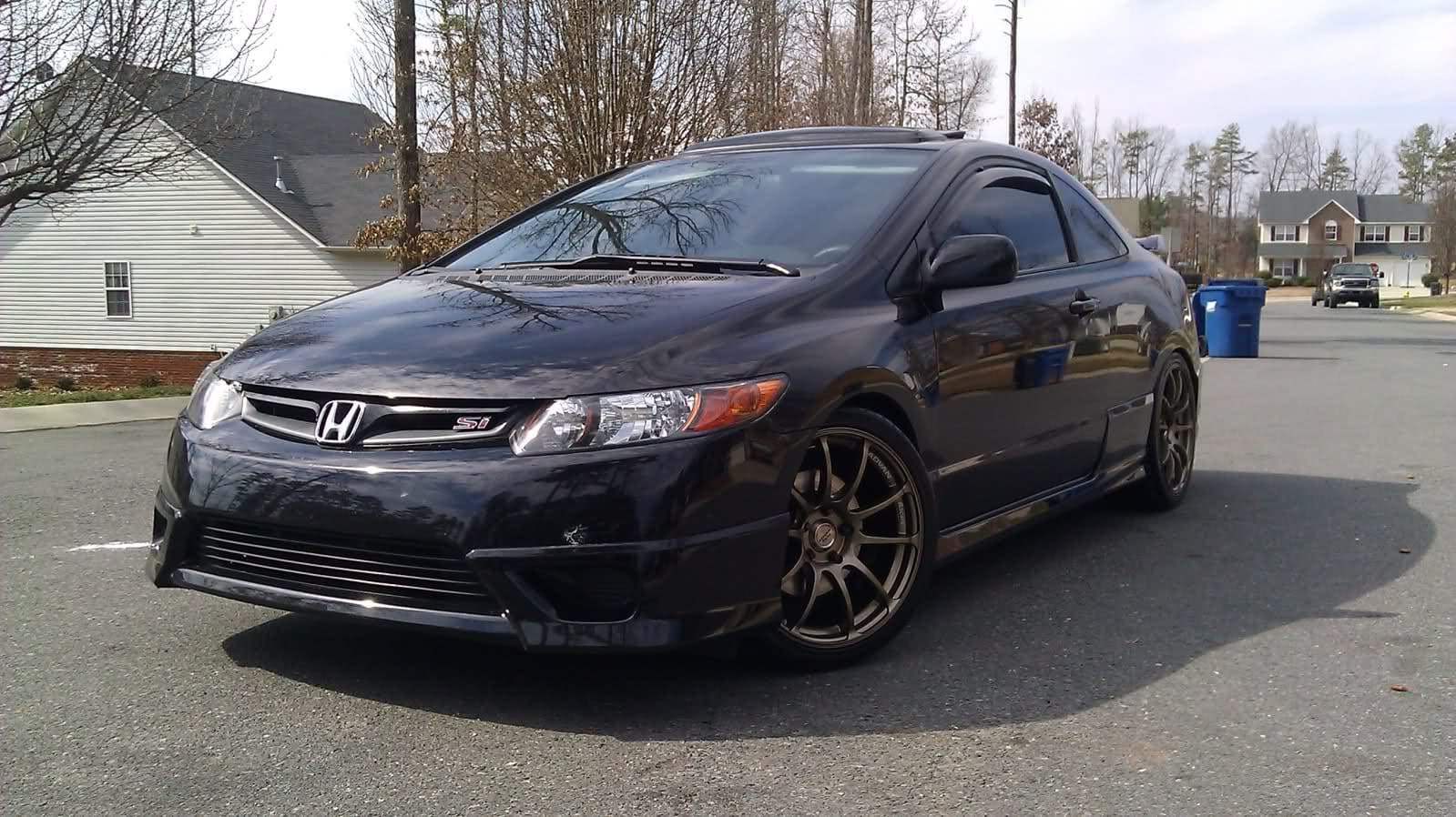 2009 Honda Civic with 18x8.5 Advan Racing RZ wheels