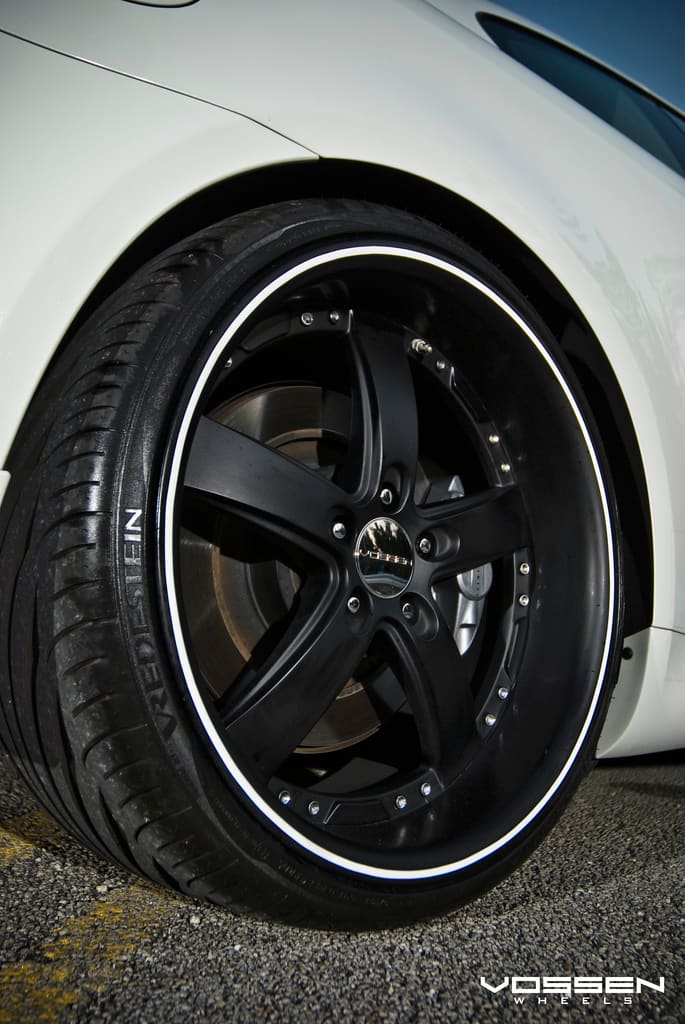2008 Infiniti G37 with 20x9 Vossen VVS-084 wheels