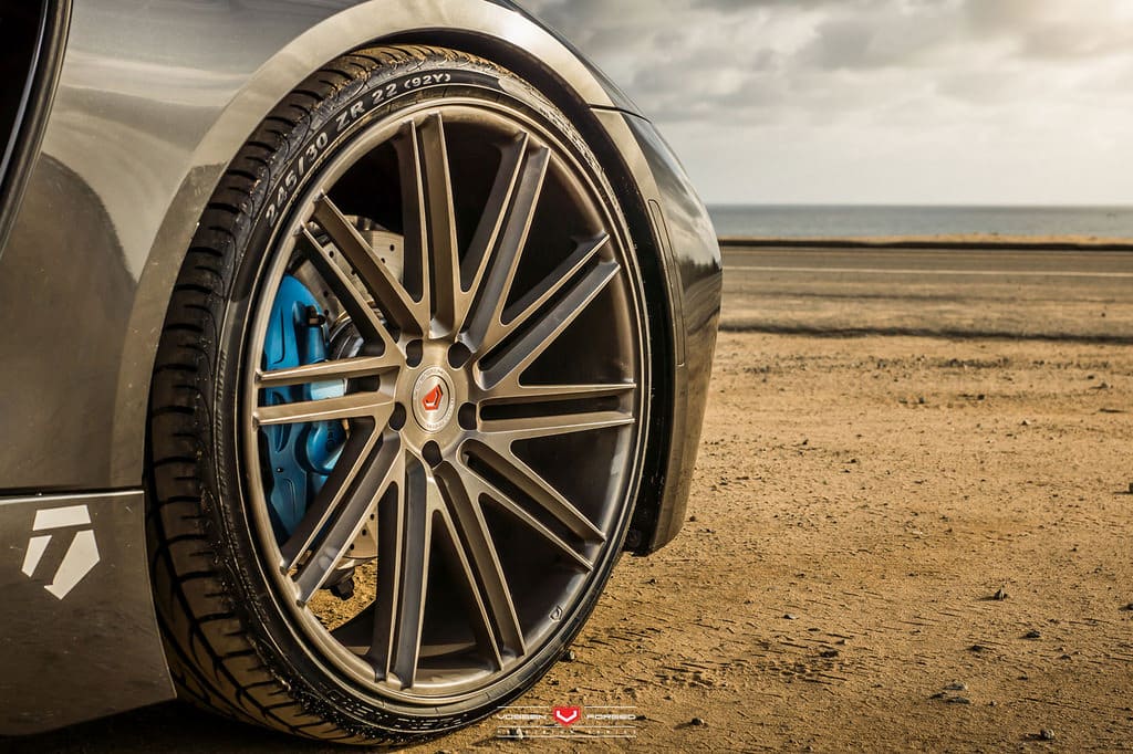 2015 BMW i8 with 22x9 Vossen Forged VPS-309 wheels