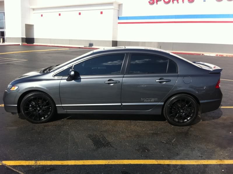 2008 Honda Civic with 18x8 Motegi MR118 wheels