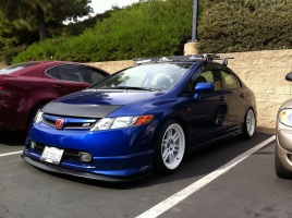 2007 Honda Civic with 17x9 Enkei RPF1 wheels