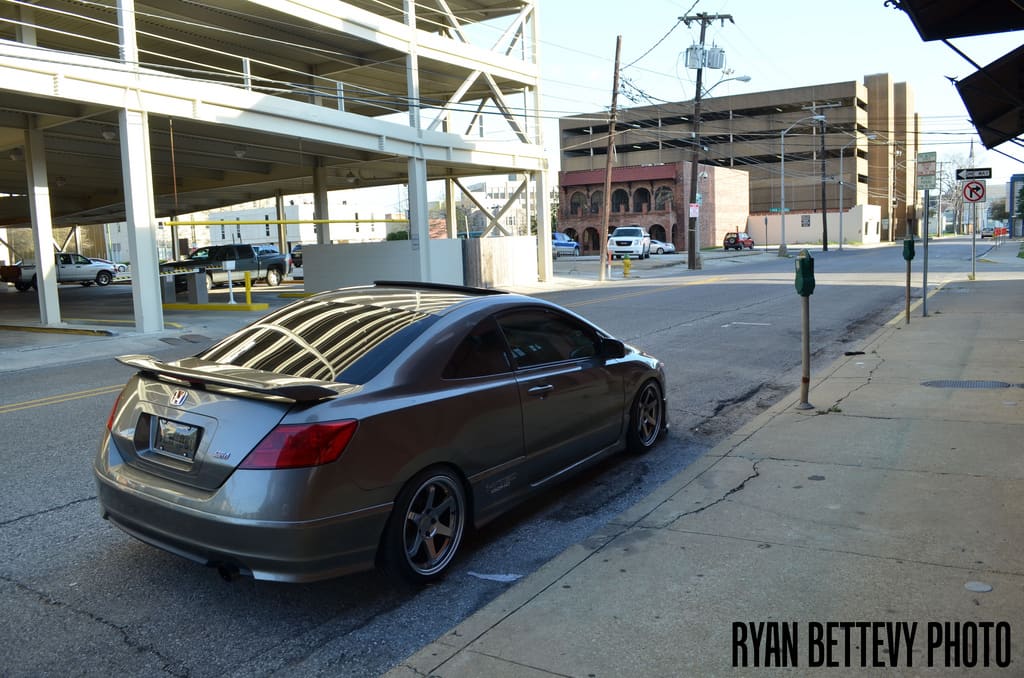 2010 Honda Civic with 17x9 Varrstoen ES220 wheels