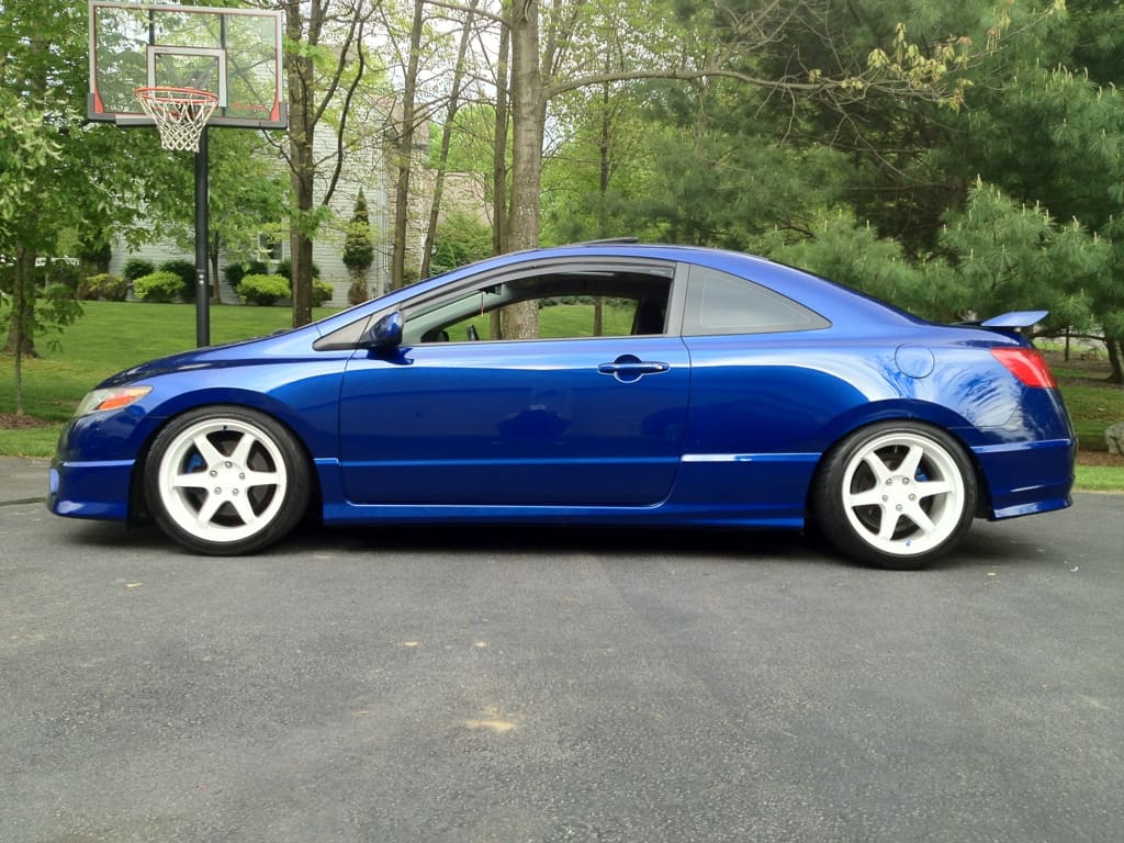 2010 Honda Civic with 17x9 wheels