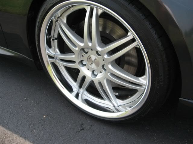 2006 Lexus IS 250 with 19x10 Work Varianza T1S wheels