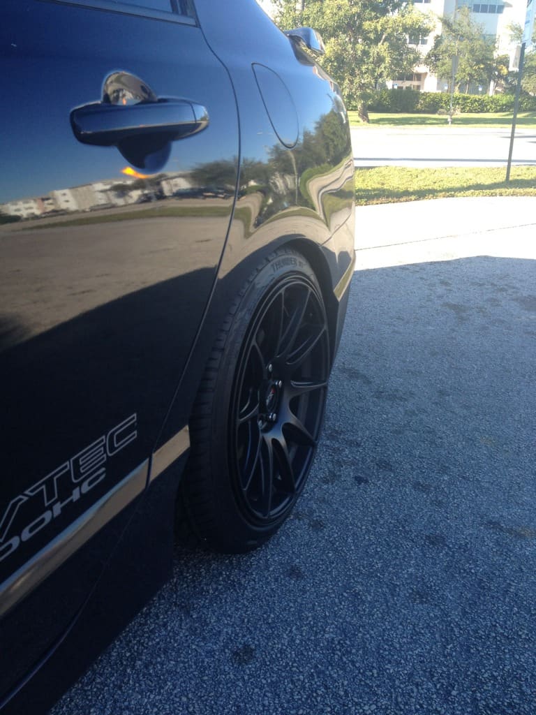 2010 Honda Civic with 17x8.25 XXR 527 wheels