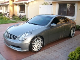 2004 Infiniti G35 with 20x9 COR Colonial wheels