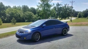 2007 Honda Civic with 17x8 Drifz 302 wheels