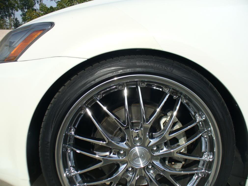 2006 Lexus IS 250 with 19x8.5 MMR GT-1 wheels