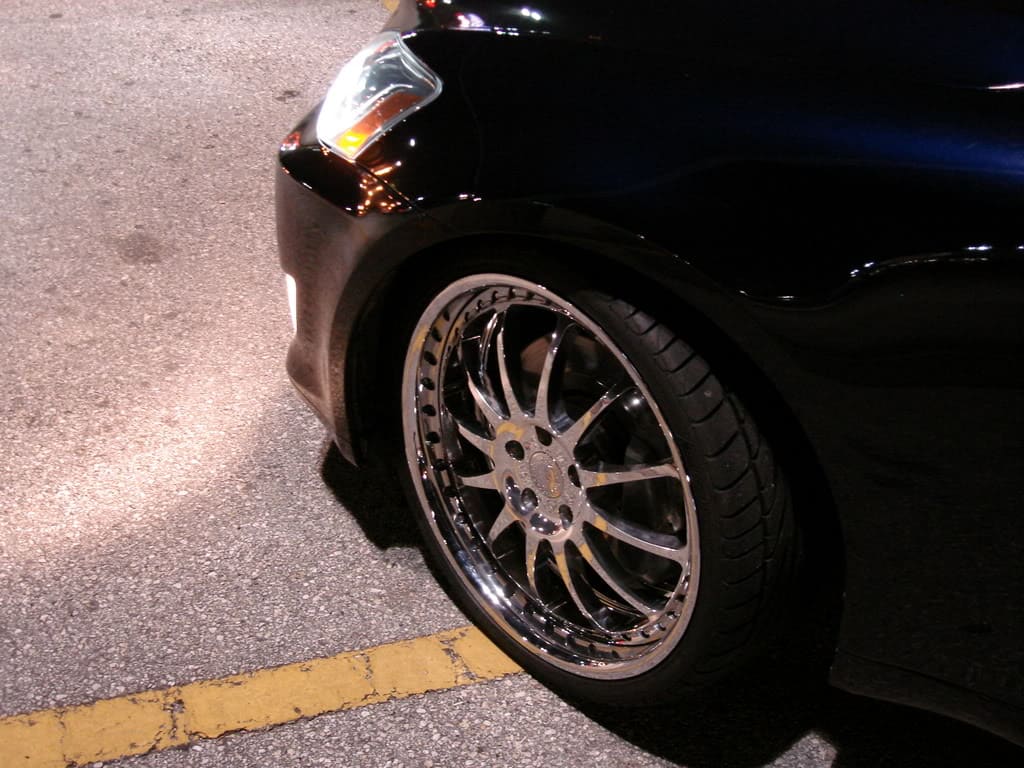 2006 Lexus IS 350 with 20x8.5 iForged Modulare wheels