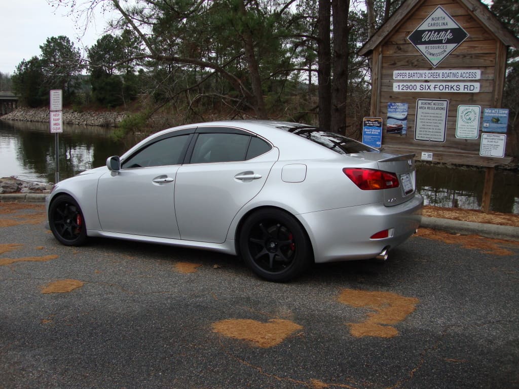 2006 Lexus IS 350 with 18x8 Motegi MR125 wheels
