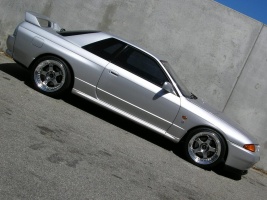 1993 Nissan R31-R34 Skyline GT-R with 18x9.5 Work Wheels Termist wheels