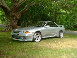 1990 Nissan R31-R34 Skyline GT-R with 18x10 SSR Professor SP1 wheels