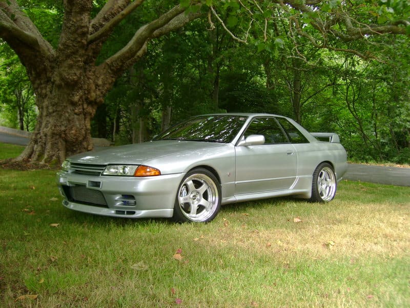 1990 Nissan R31-R34 Skyline GT-R with 18x10 SSR Professor SP1 wheels