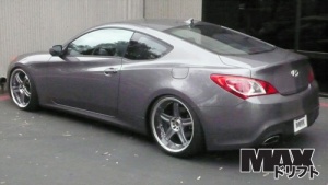 2010 Hyundai Genesis with 20x9.5 Volk GT-C wheels