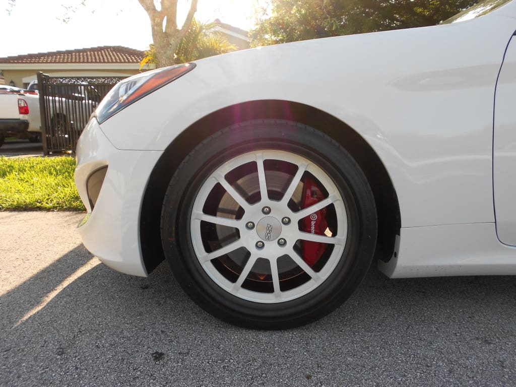 2011 Hyundai Genesis with 19x9 ISS Forged RX-10 wheels