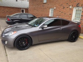2011 Hyundai Genesis with 20x8.5 Drag DR37 wheels