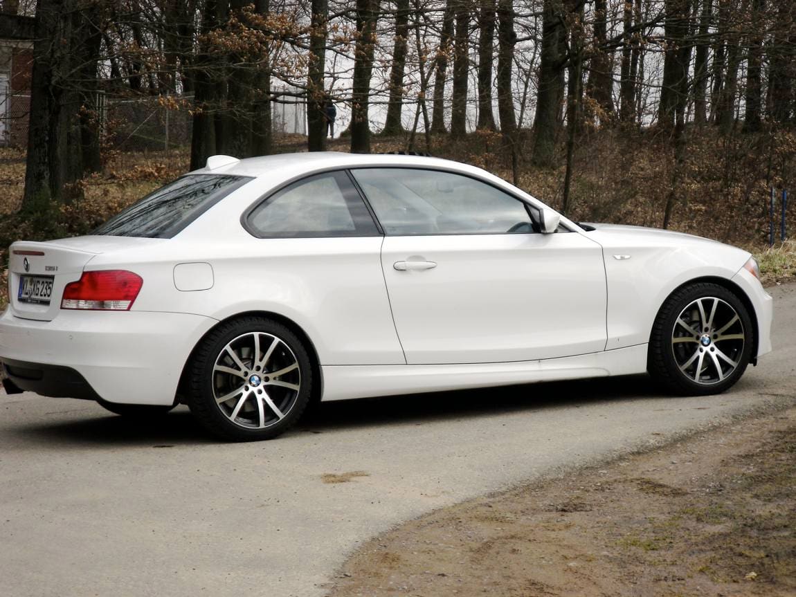2008 BMW 135 with 17x8 Sport Edition F10 wheels