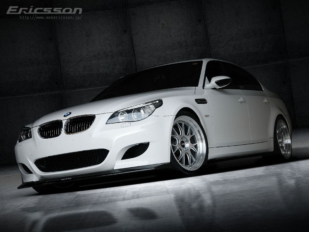 2008 BMW M5 with 20x9 BBS LM-R wheels