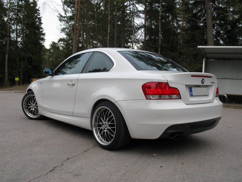 2009 BMW 135 with 18x8 Dotz Mugello wheels