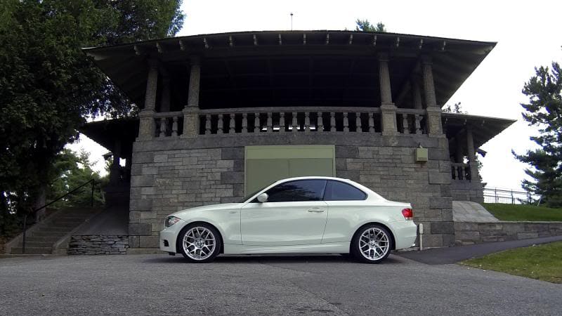 2012 BMW 135 with 18x8.5 VMR V710 wheels