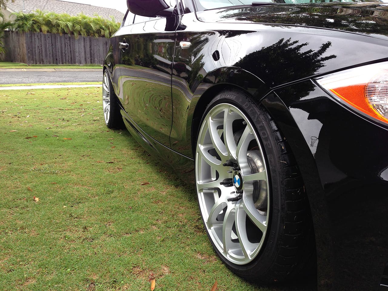 2009 BMW 128 with 18x8.5 VMR V701 wheels