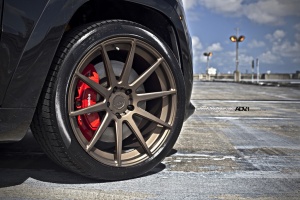 2014 Jeep Grand Cherokee with 20x10.5 ADV 10 MV.1 wheels