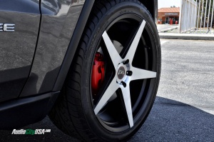 2014 Jeep Grand Cherokee with 22x9 Blaque Diamond bd 300 wheels