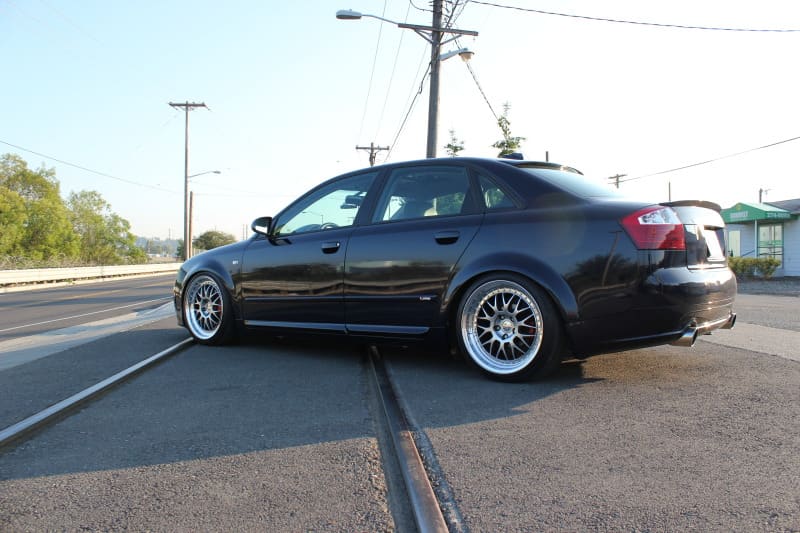 2006 Audi A4 with 18x8.5 Raderwerks RW3 wheels