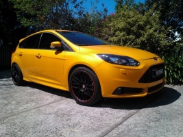 2013 Ford Focus ST with 18x8 Lenso Mono Block Mesh wheels