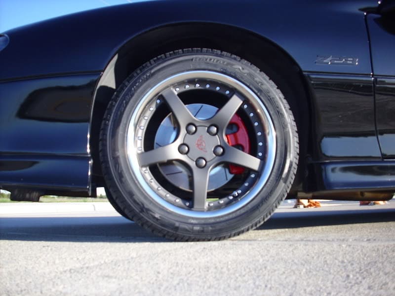 2001 Chevrolet Camaro with 17x9.5 wheels