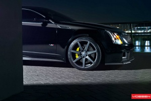 2013 Cadillac CTS-V with 20x9 Vossen VVS-CV7 wheels