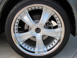 2009 Acura MDX with Avarus wheels