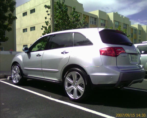 2009 Acura MDX with TWC Fiorenza I 650c wheels