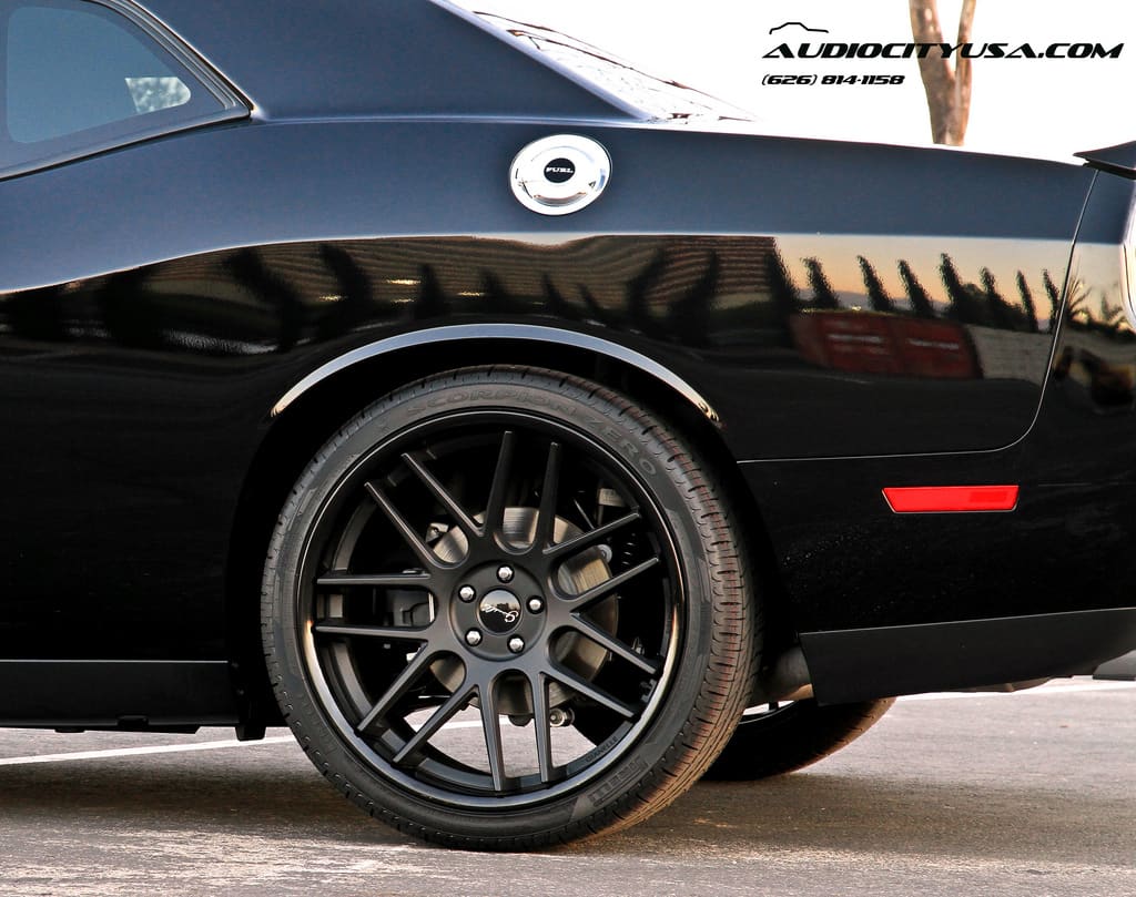 2013 Dodge Challenger with 22x9 Gianelle Yerevan wheels