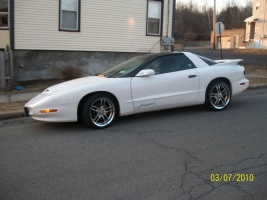 1999 Chevrolet Camaro with 18x8.5 C6 Z06 wheels