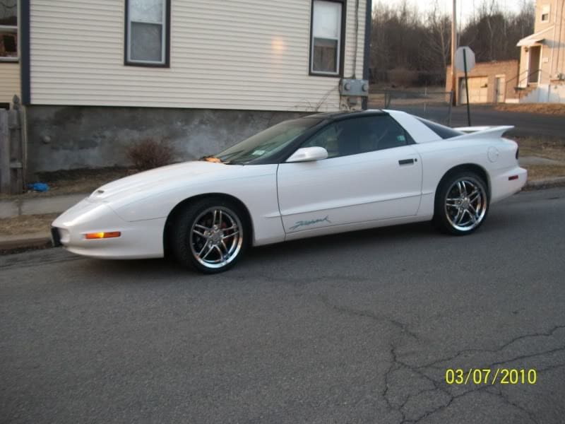 1999 Chevrolet Camaro with 18x8.5 C6 Z06 wheels