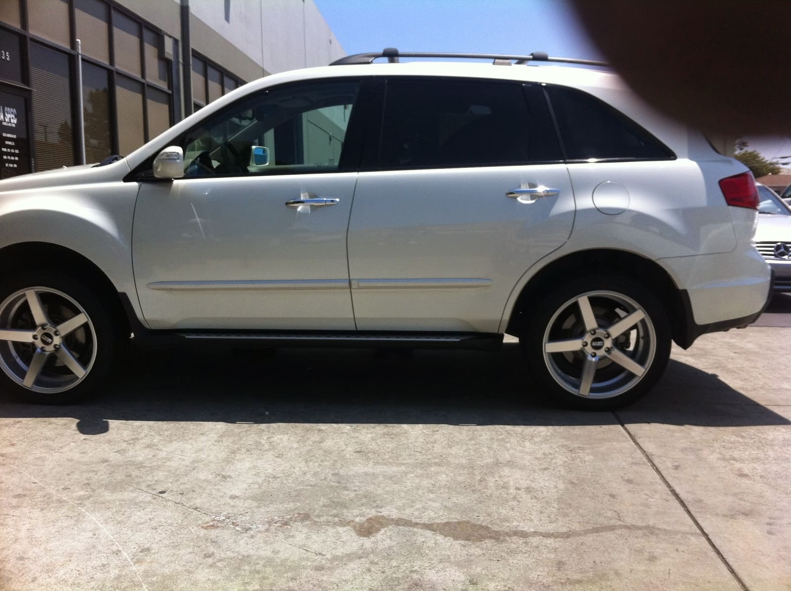 2009 Acura MDX with 20x9 STR 607 wheels