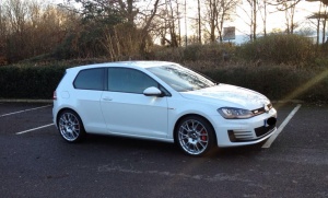 2015 Volkswagen Golf GTI with 19x8 wheels
